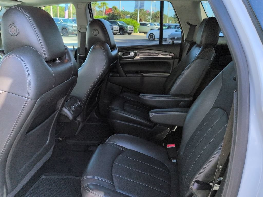 Used 2017 Buick Enclave Leather AWD/4WD image 14