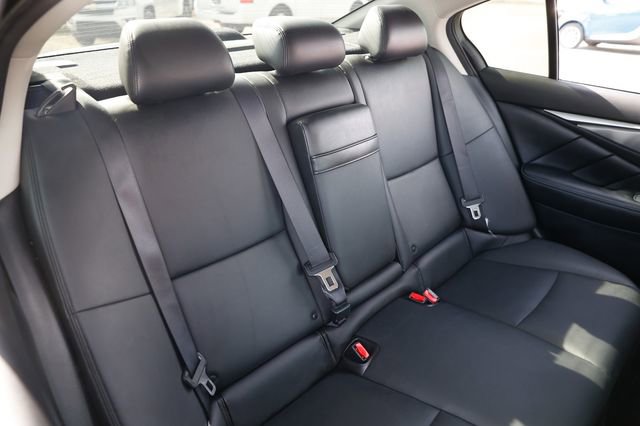 Used 2016 INFINITI Q50 3.0t Premium w/ 3.0T Premium Plus Package image 17