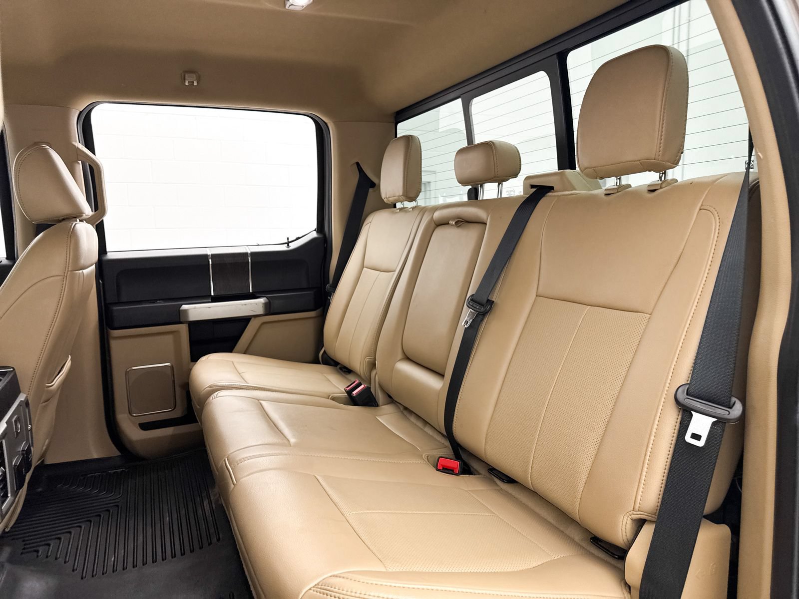 Used 2021 Ford F250 Lariat w/ Lariat Ultimate Package AWD/4WD image 30