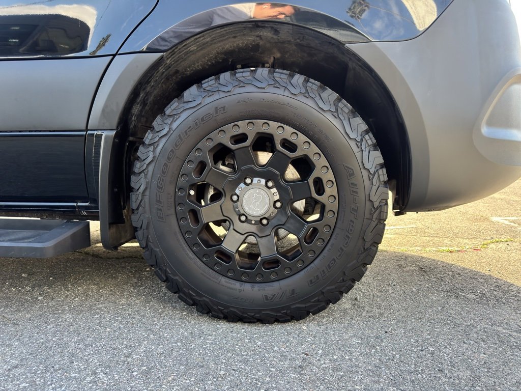 Used 2022 Mercedes-Benz Sprinter 144 Cargo image 32