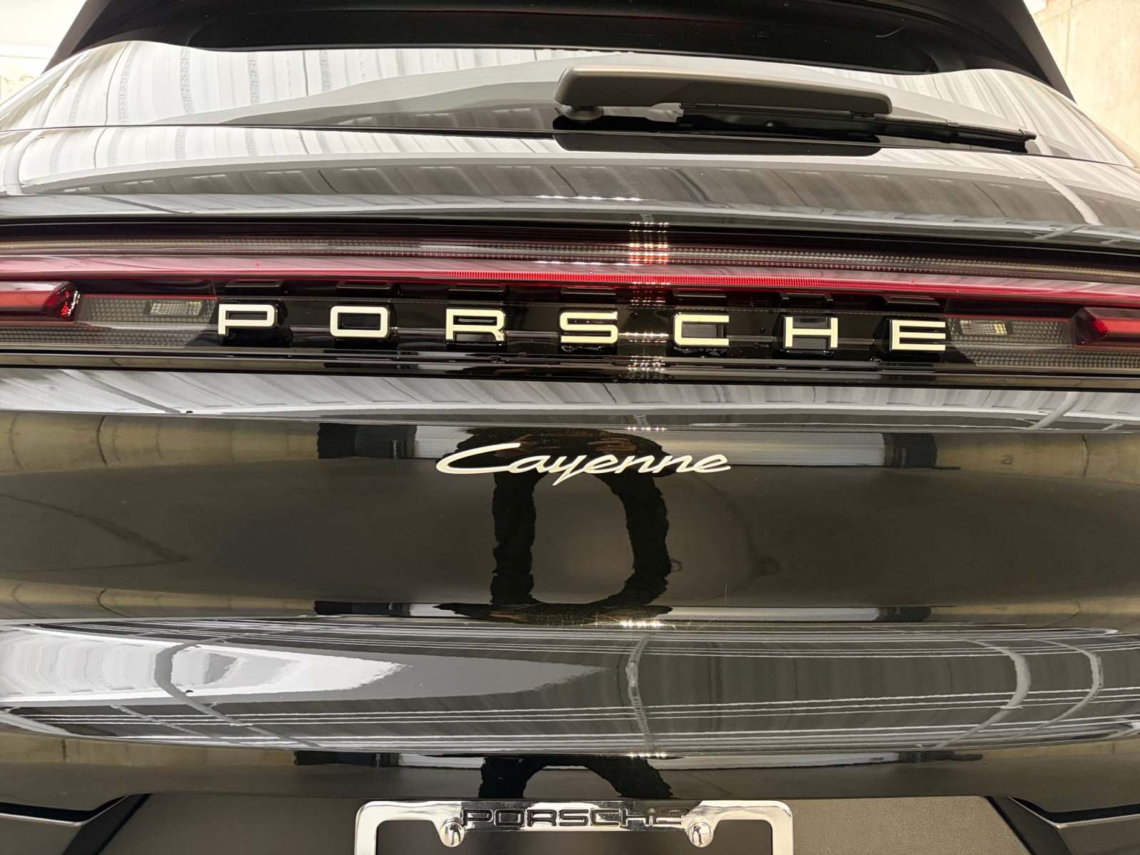 Certified 2026 Porsche Cayenne AWD/4WD image 17