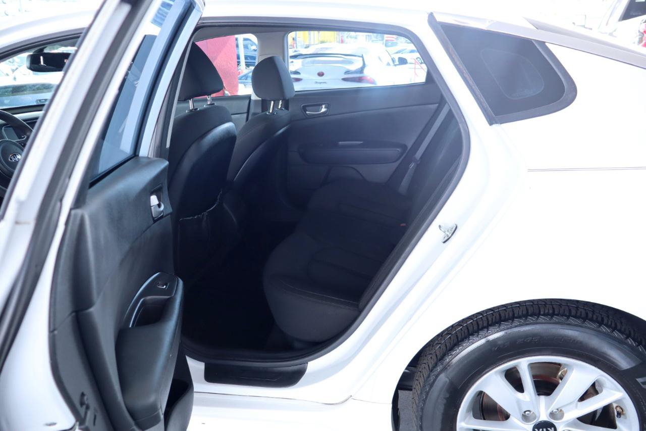 Used 2018 Kia Optima LX FWD image 26