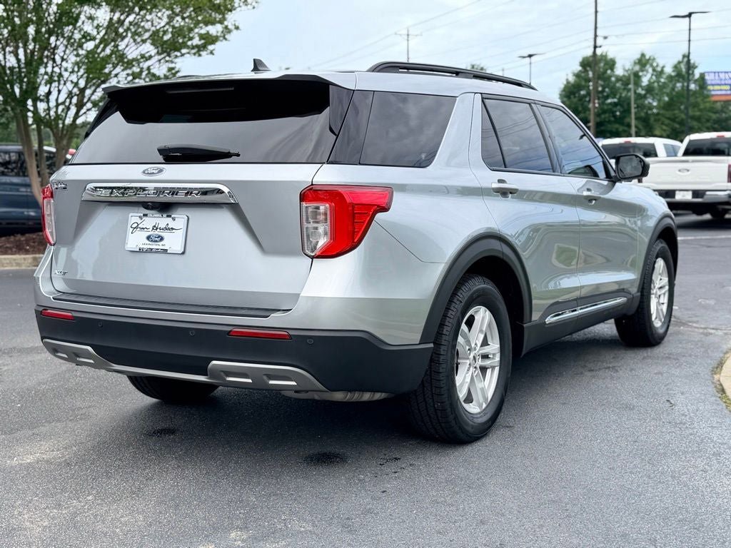 Certified 2023 Ford Explorer XLT w/ Equipment Group 202A RWD image 7