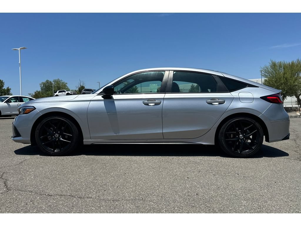 Used 2024 Honda Civic Sport image 2