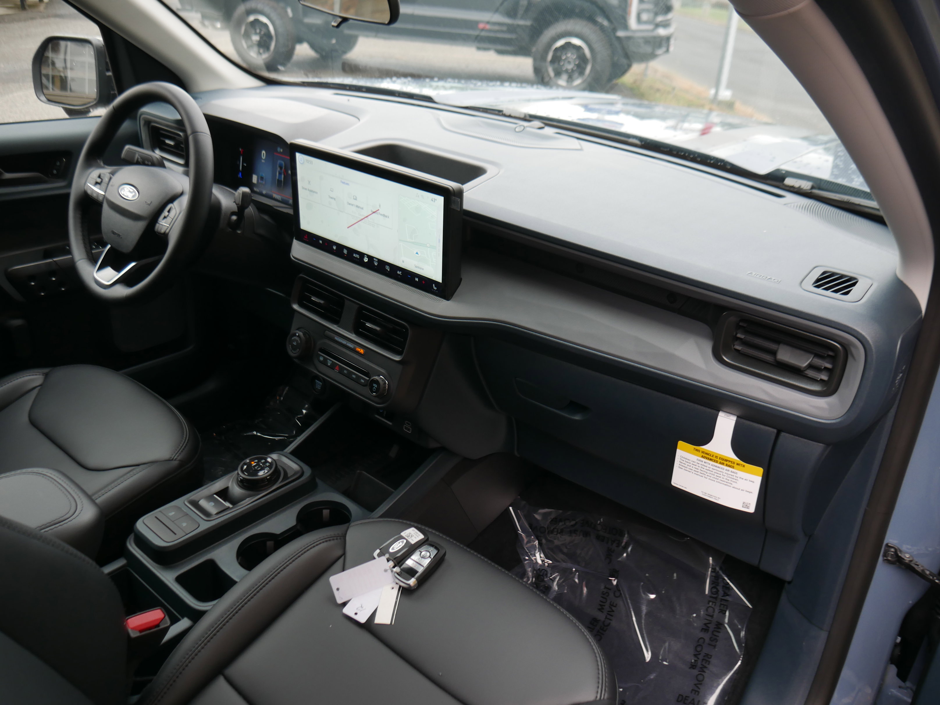 New 2025 Ford Maverick Lariat w/ Black Appearance Package image 27