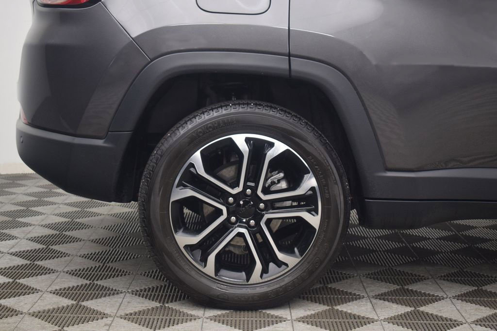 Used 2023 Jeep Compass Limited AWD/4WD image 25