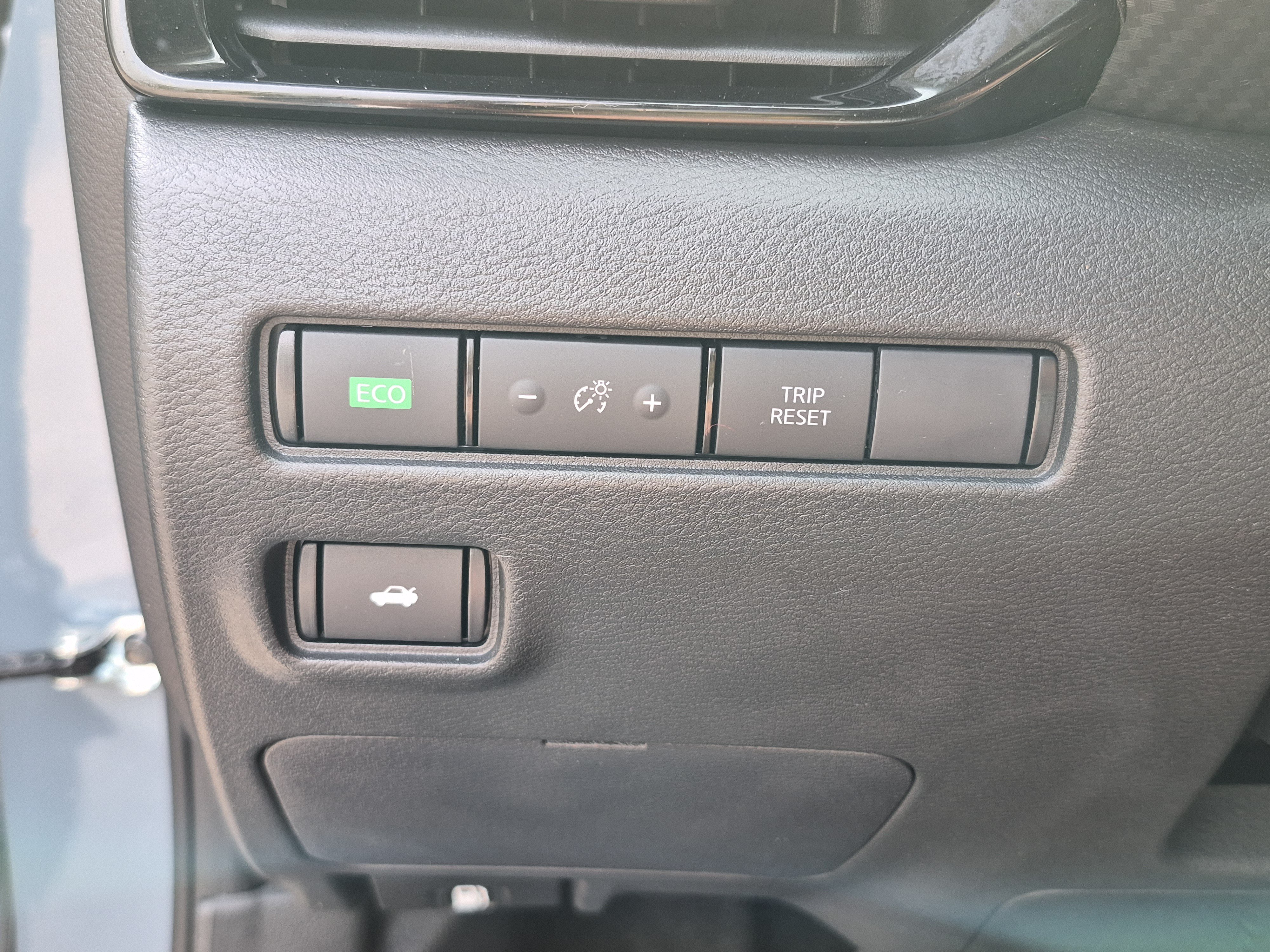 Certified 2024 Nissan Sentra SV w/ All-Weather Package FWD image 29