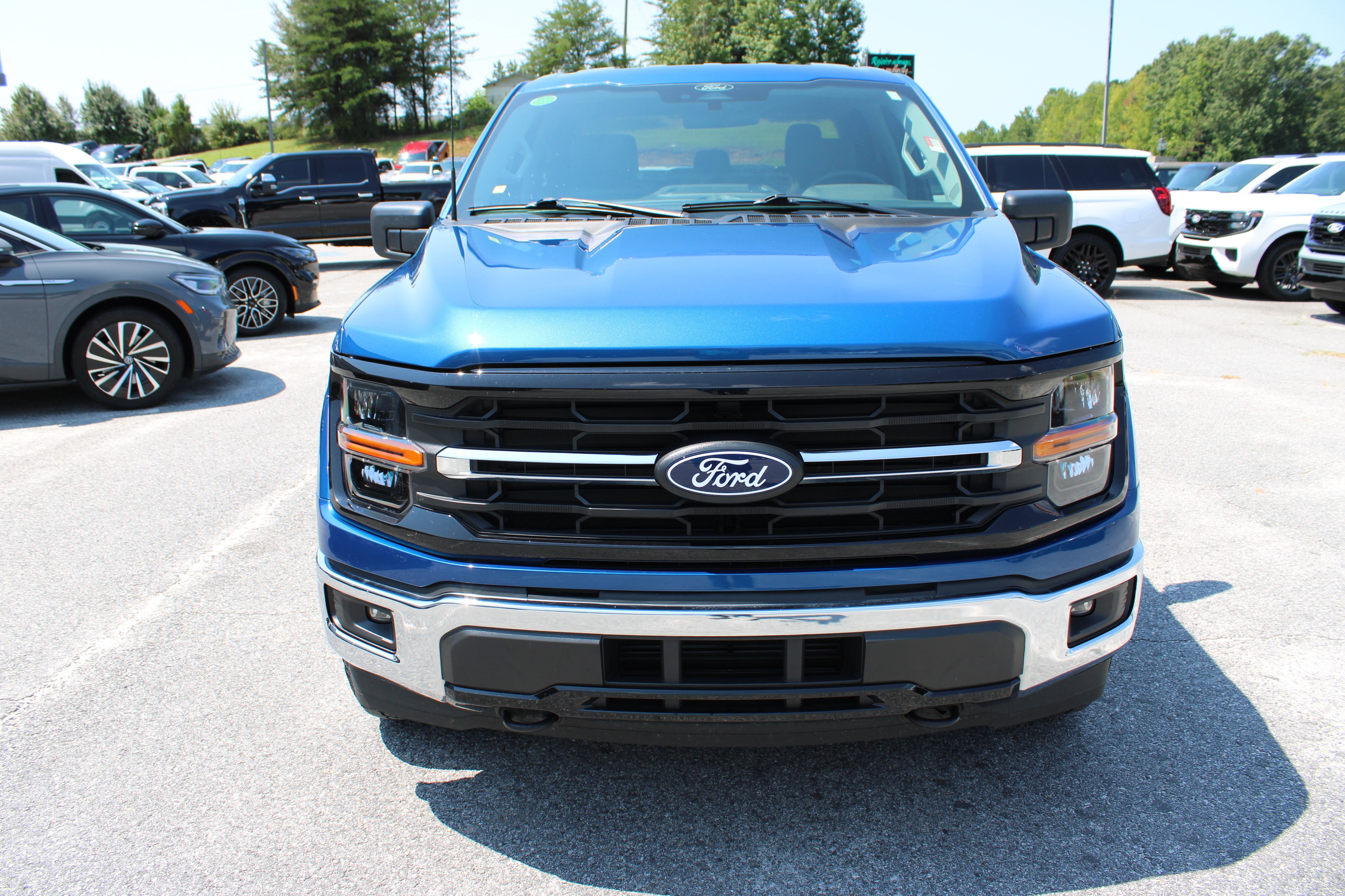 Used 2025 Ford F150 XLT w/ Equipment Group 301A Standard AWD/4WD image 3