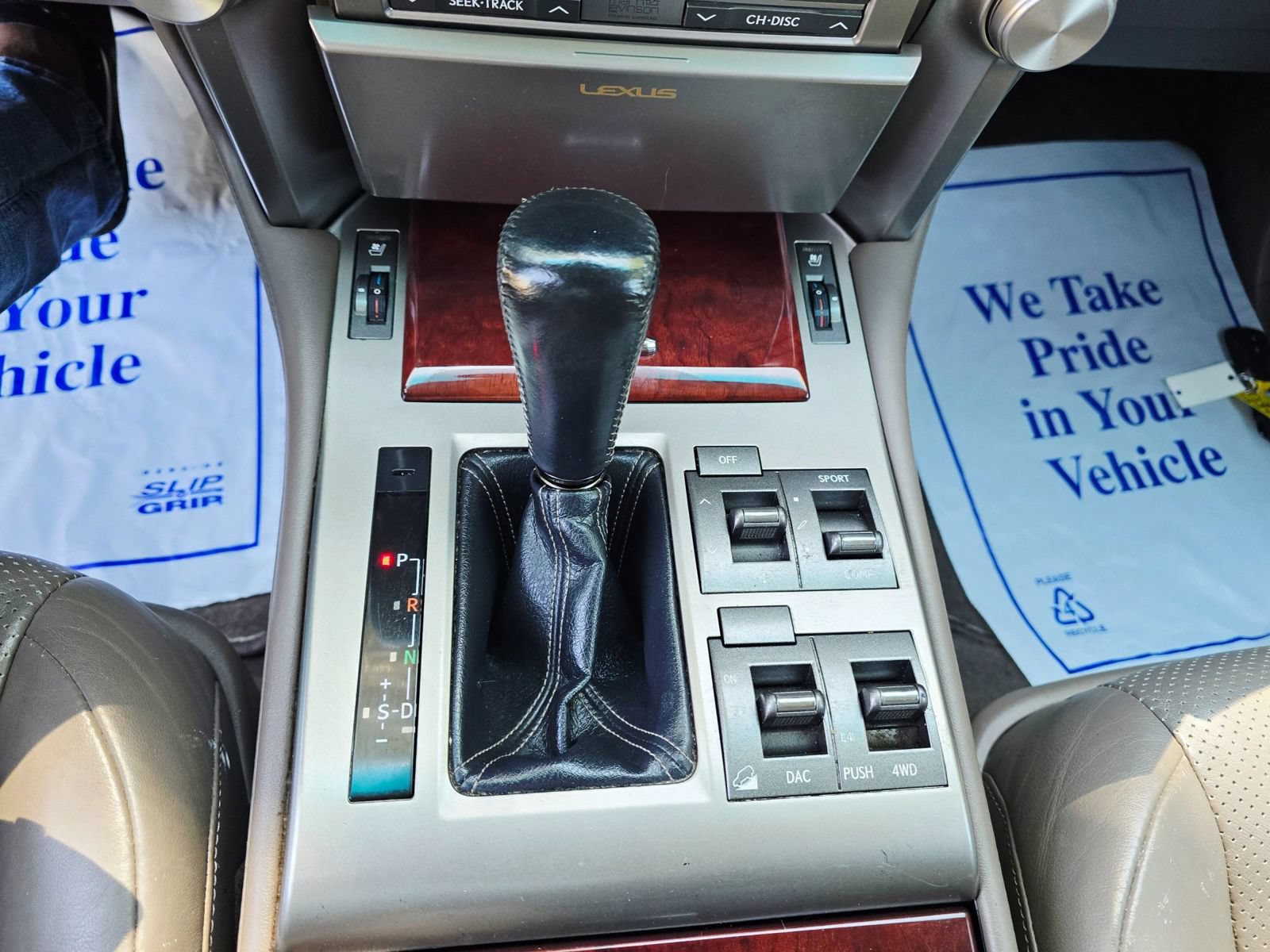 Used 2011 Lexus GX 460 Premium AWD/4WD image 23