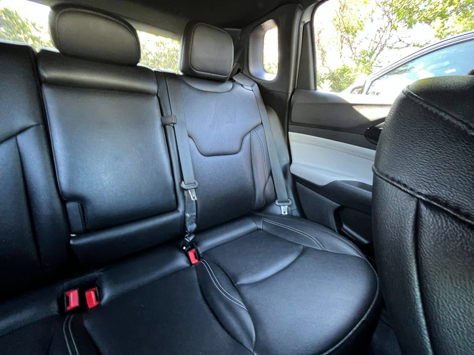 Used 2025 Jeep Compass Limited AWD/4WD image 37