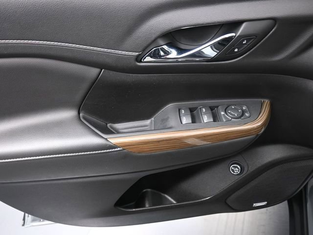 Used 2023 GMC Acadia SLE w/ Driver Convenience Package image 13