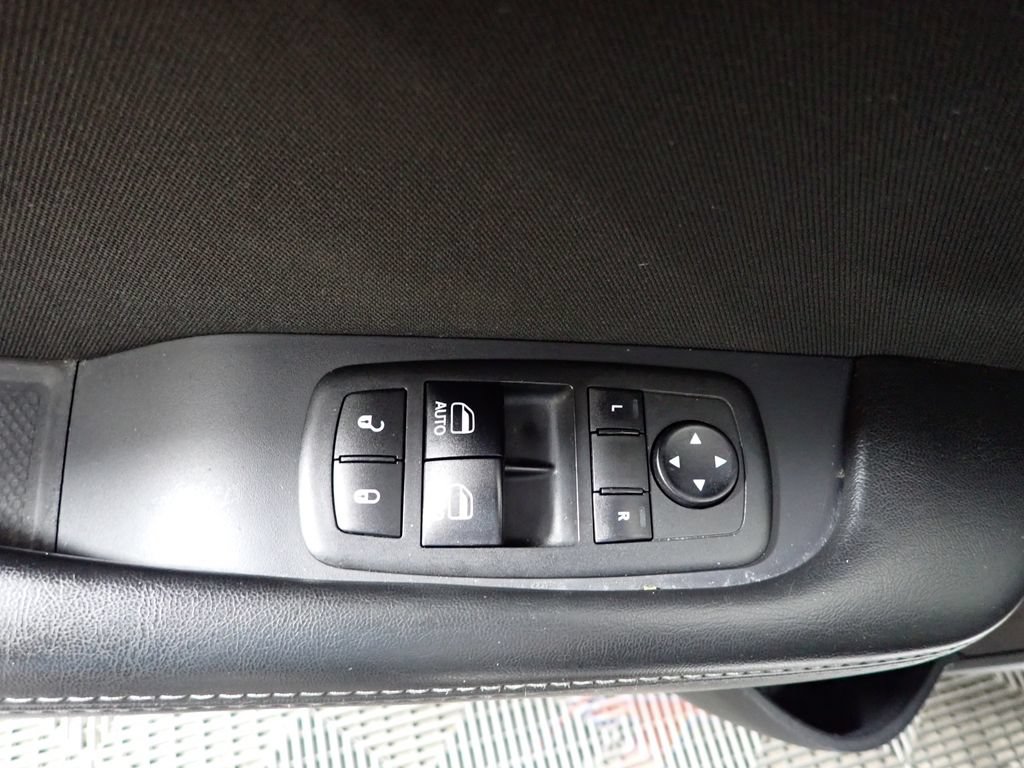 Used 2017 Dodge Challenger R/T w/ Cold Weather Group RWD image 20