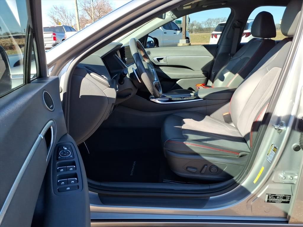 Used 2022 Hyundai Sonata SEL Plus image 16