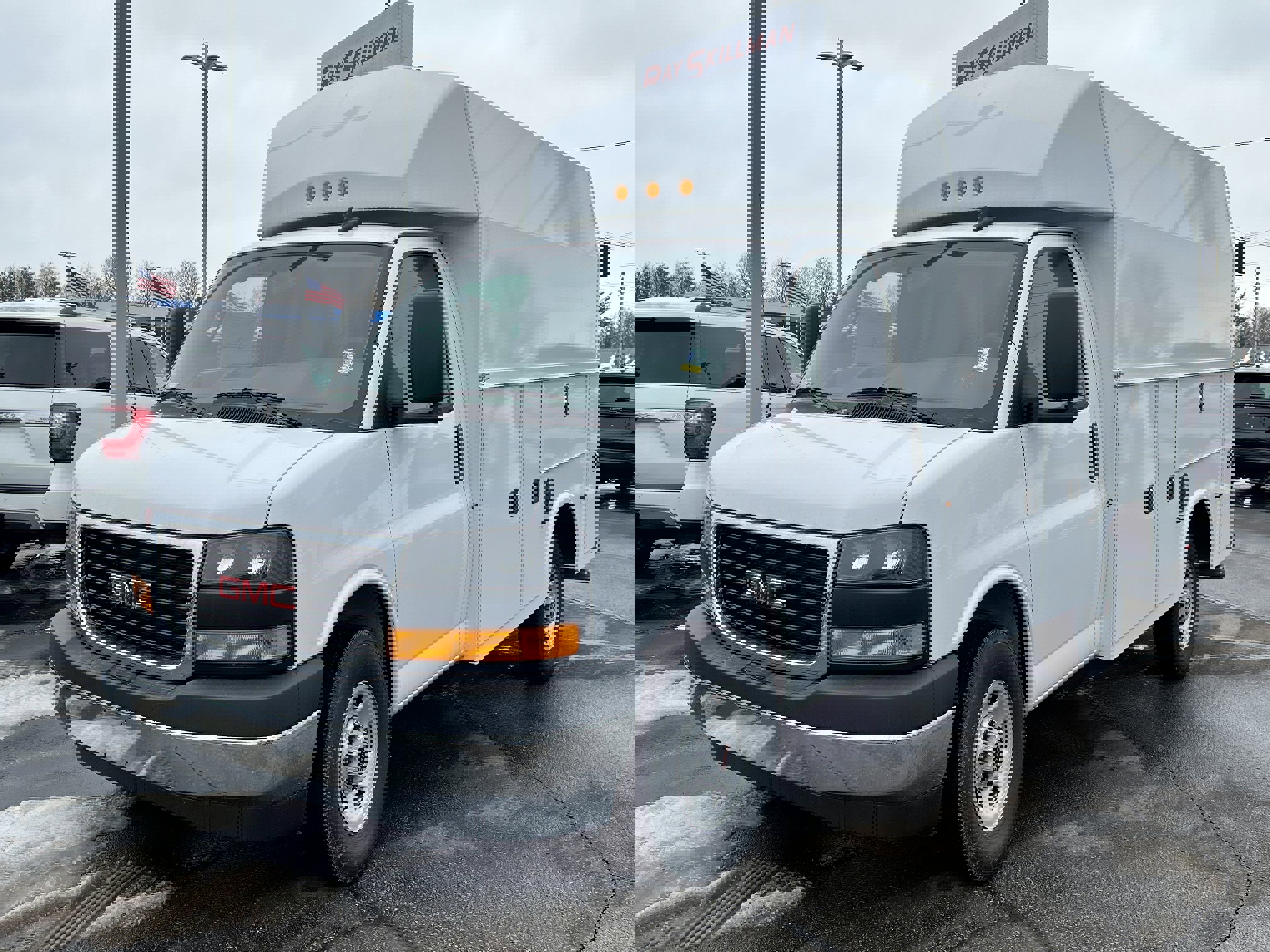 New 2025 GMC Savana 3500 w/ Power Convenience Package image 3