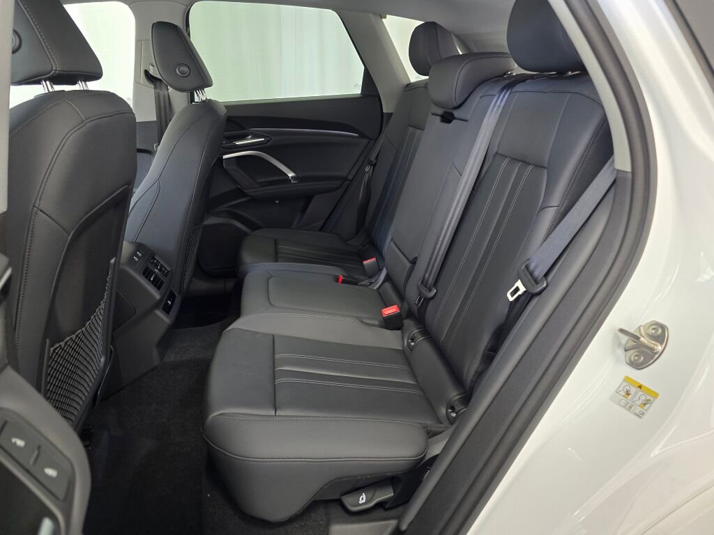 New 2025 Audi Q5 Premium image 19