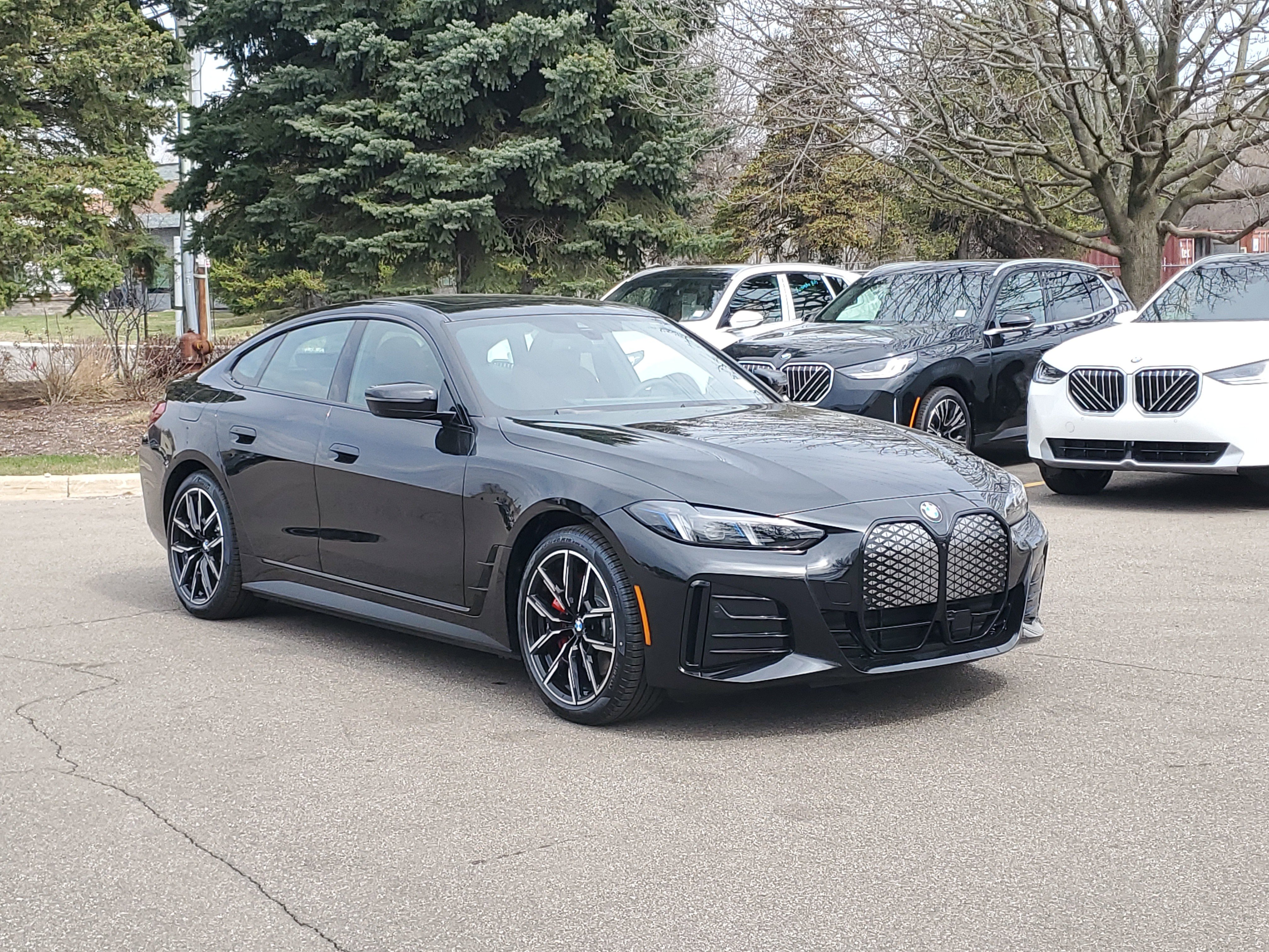 New 2026 BMW i4 xDrive40i w/ M Sport Package AWD/4WD image 4