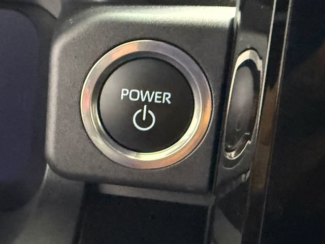 Used 2026 Toyota 4Runner Limited AWD/4WD image 16