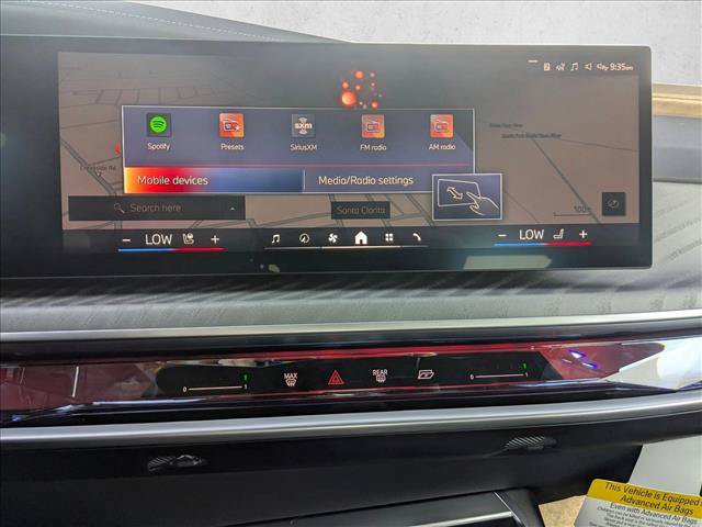 New 2026 BMW 750e xDrive w/ Premium Package AWD/4WD image 12