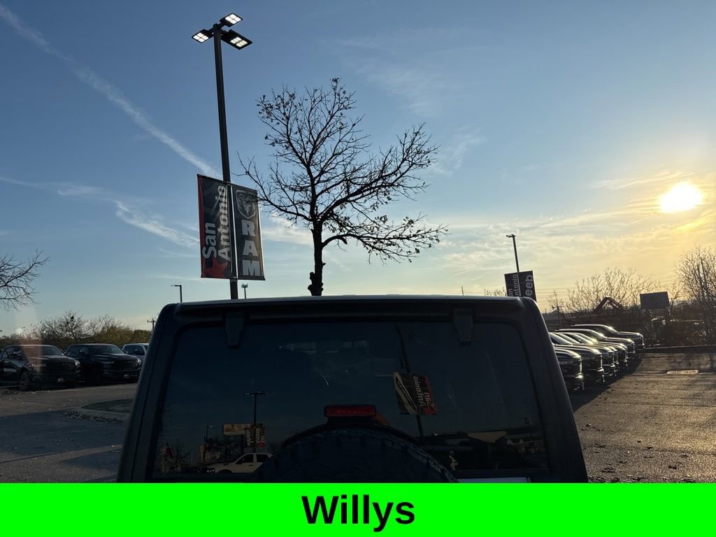 Used 2023 Jeep Wrangler Unlimited image 8