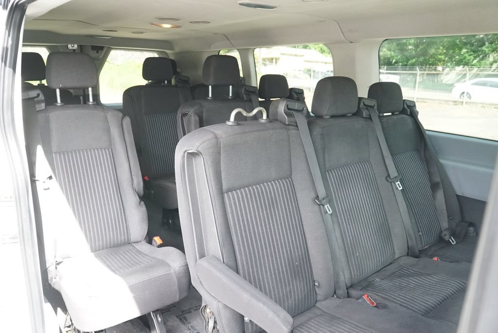 Used 2017 Ford Transit 350 XLT RWD image 21