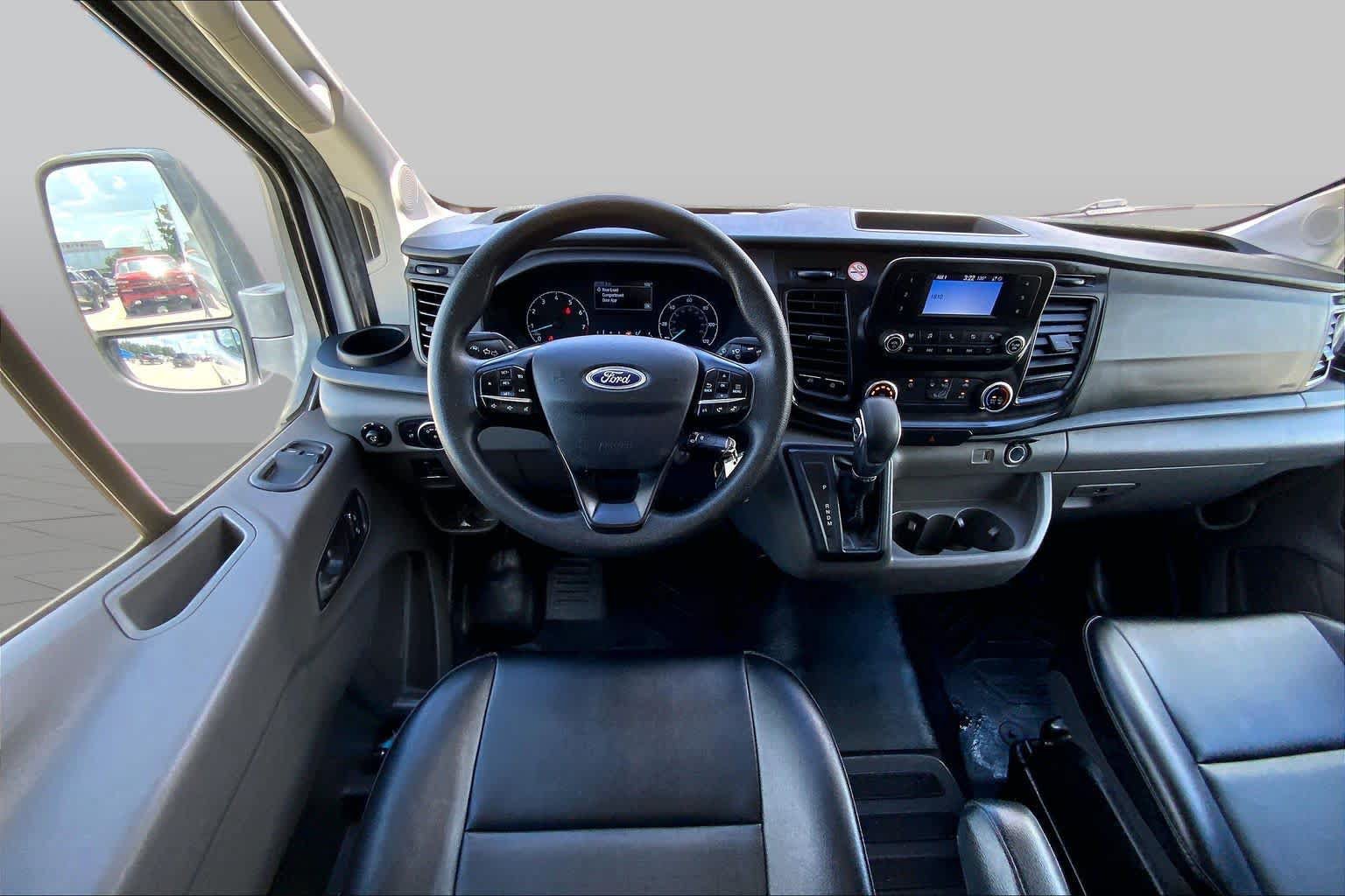Used 2024 Ford Transit 250 148 Medium Roof RWD image 6