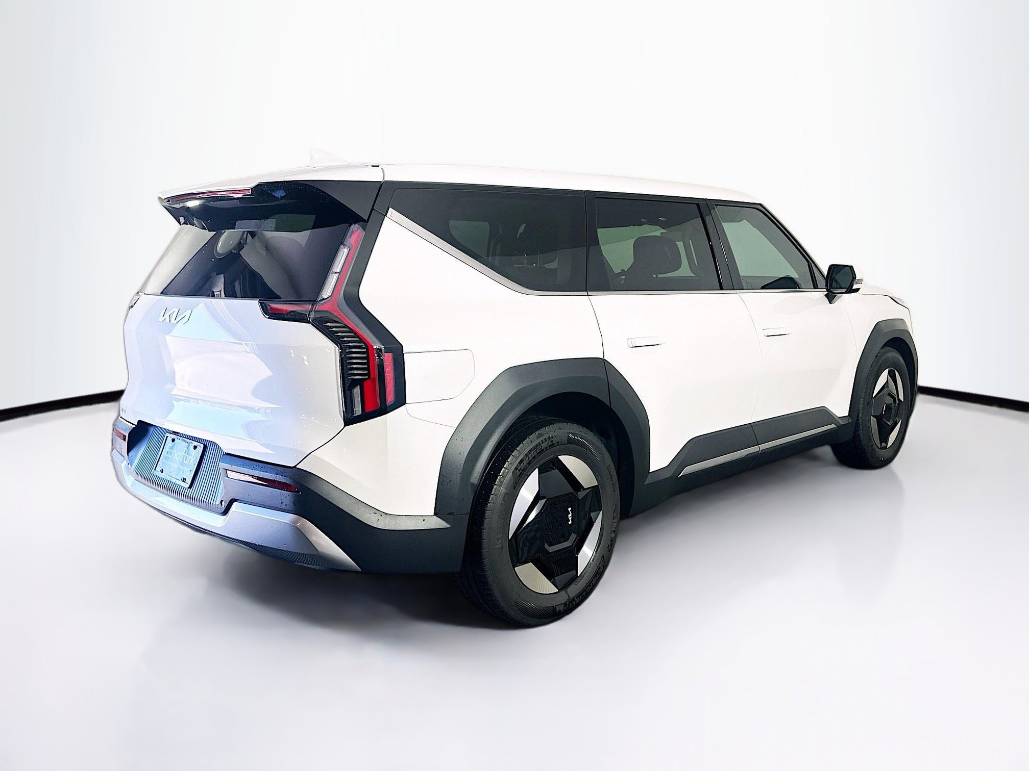 Used 2024 Kia EV9 Light Long Range image 9