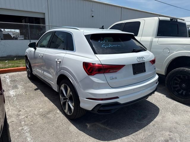Used 2020 Audi Q3 2.0T Premium Plus w/ Premium Plus Package AWD/4WD image 5