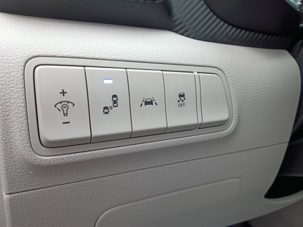 Used 2020 Hyundai Tucson Value FWD image 14