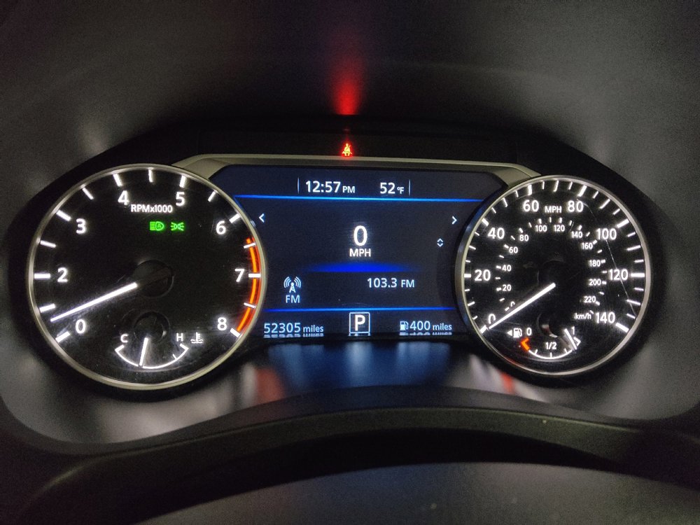 Used 2024 Nissan Altima 2.5 SV image 23