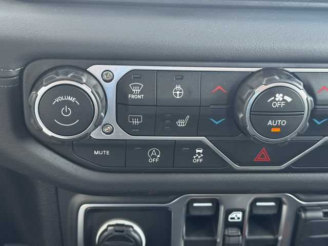 New 2026 Jeep Gladiator Sport AWD/4WD image 35
