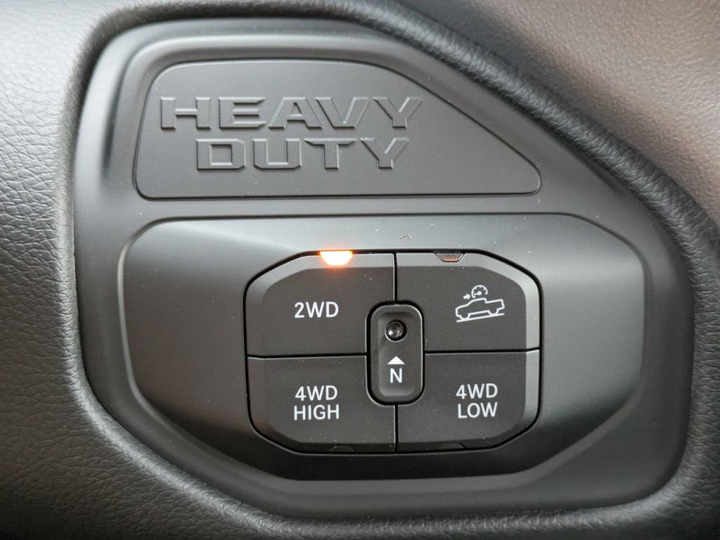 New 2026 RAM 2500 Big Horn AWD/4WD image 26