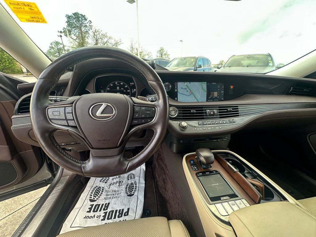 Used 2020 Lexus LS 500 image 14