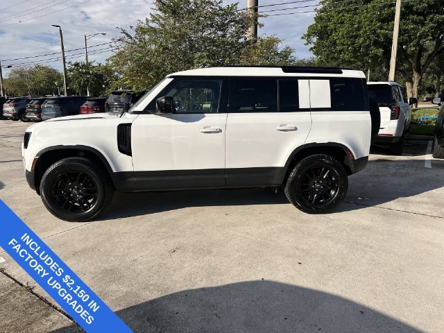 Used 2025 Land Rover Defender 110 S AWD/4WD image 32