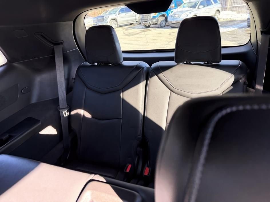 Certified 2020 Cadillac XT6 Premium Luxury image 8