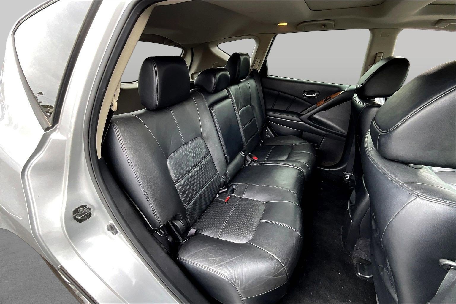 Used 2013 Nissan Murano LE w/ Platinum Pkg image 16