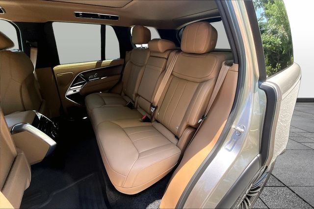 Used 2026 Land Rover Range Rover SE AWD/4WD image 24
