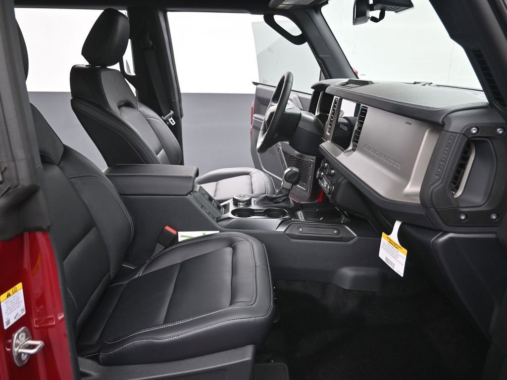 New 2026 Ford Bronco Outer Banks image 25