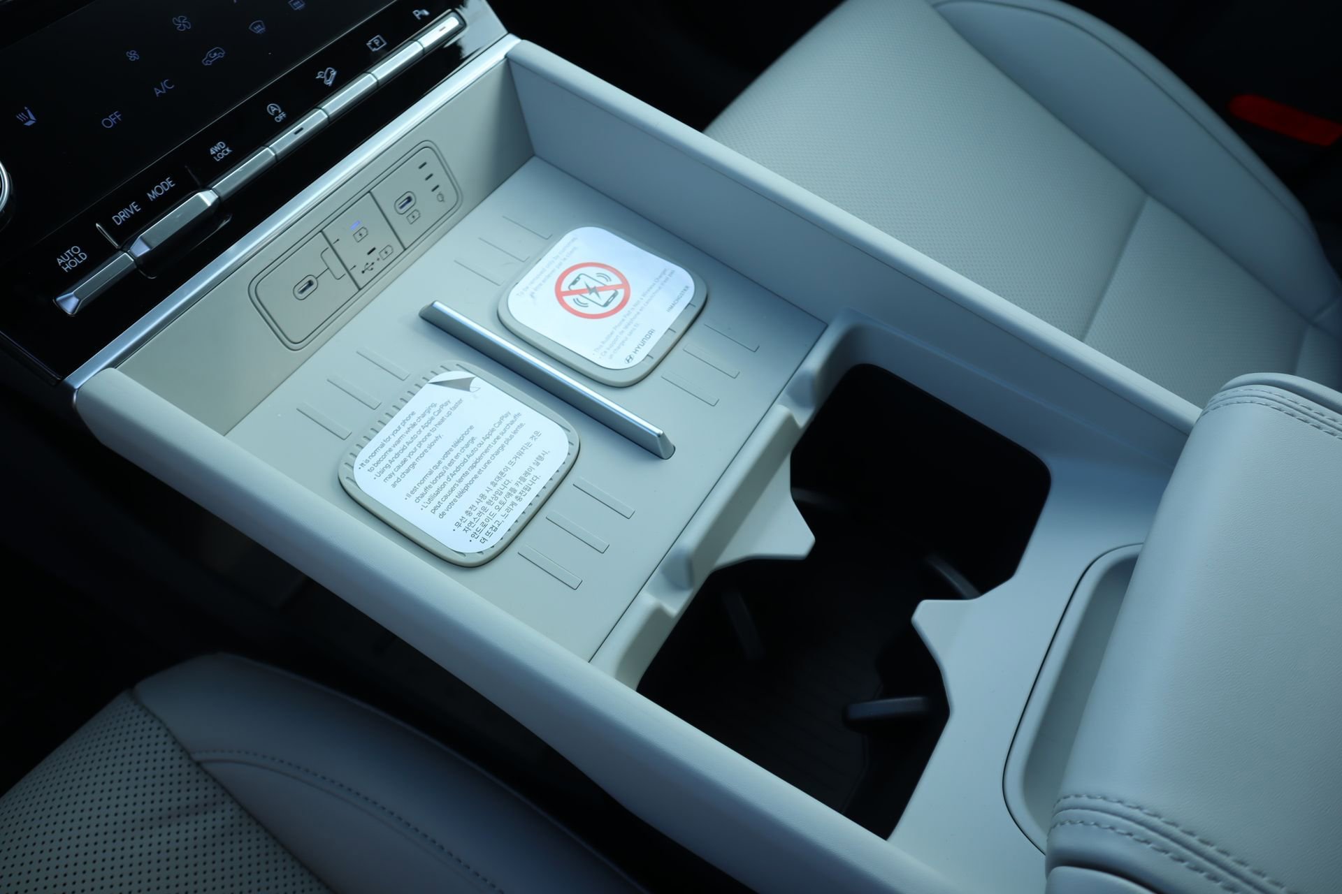 New 2026 Hyundai Santa Fe SEL image 16