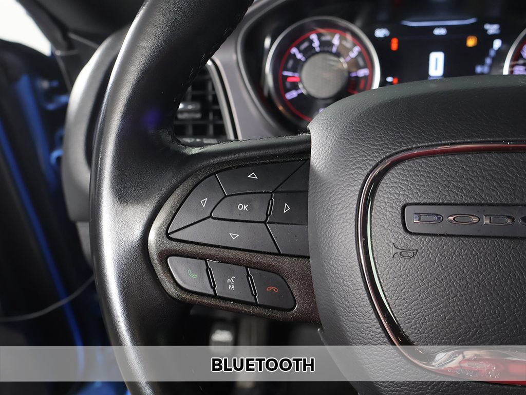 Used 2023 Dodge Challenger SXT RWD image 4