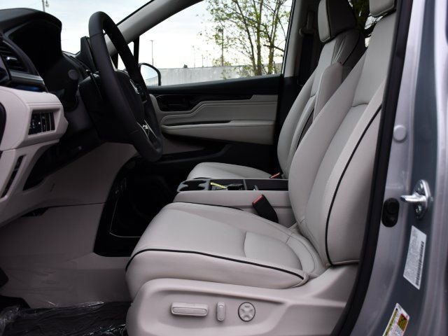New 2026 Honda Odyssey Touring image 12