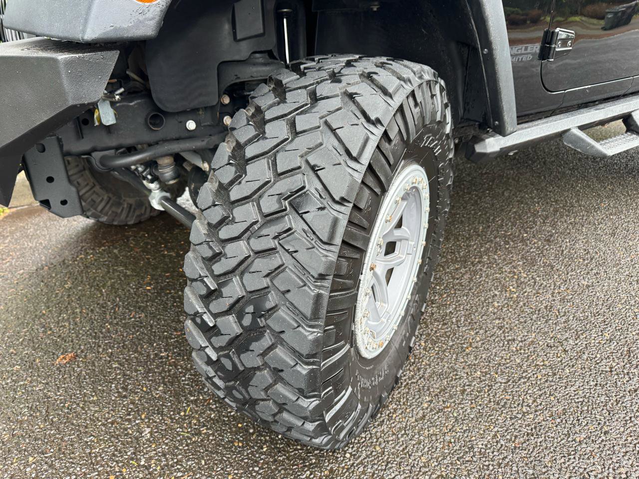 Used 2015 Jeep Wrangler Unlimited Sport image 30