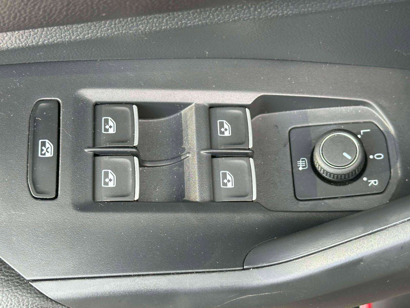 Certified 2023 Volkswagen Jetta Sport image 13