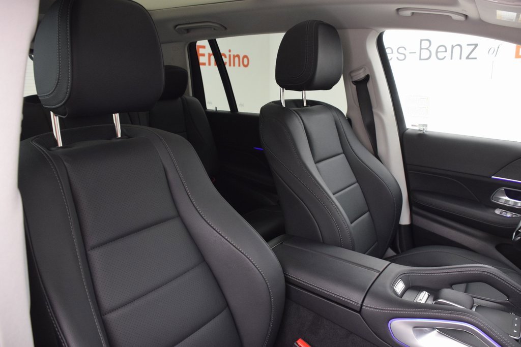 Certified 2025 Mercedes-Benz GLS 450 4MATIC image 17