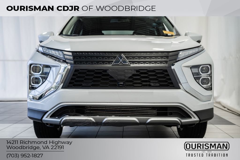 Used 2025 Mitsubishi Eclipse Cross SE image 2