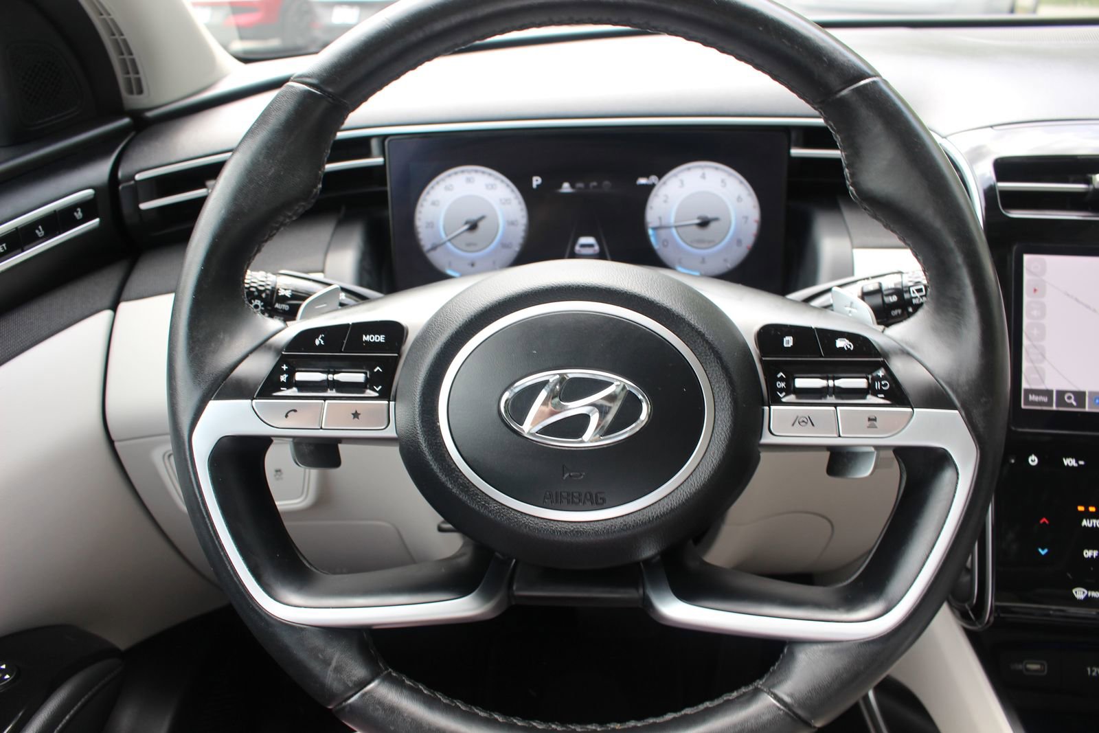 Used 2024 Hyundai Tucson Limited image 21