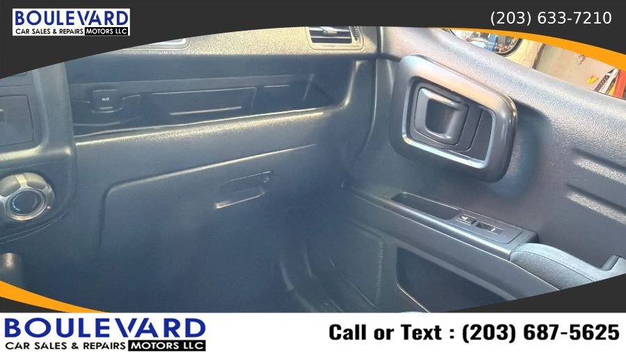 Used 2014 Honda Ridgeline Sport image 13