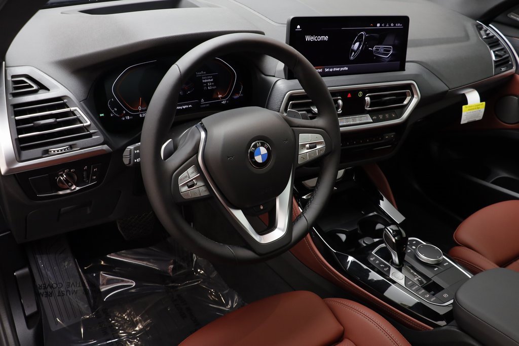 New 2025 BMW X4 xDrive30i w/ Premium Package image 7