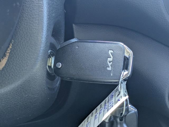 Used 2025 Kia Soul LX image 29