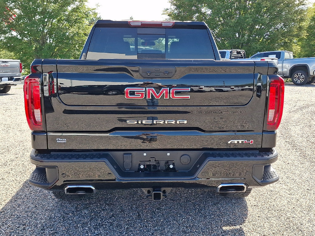 Certified 2023 GMC Sierra 1500 AT4 w/ AT4 Premium Package AWD/4WD image 8