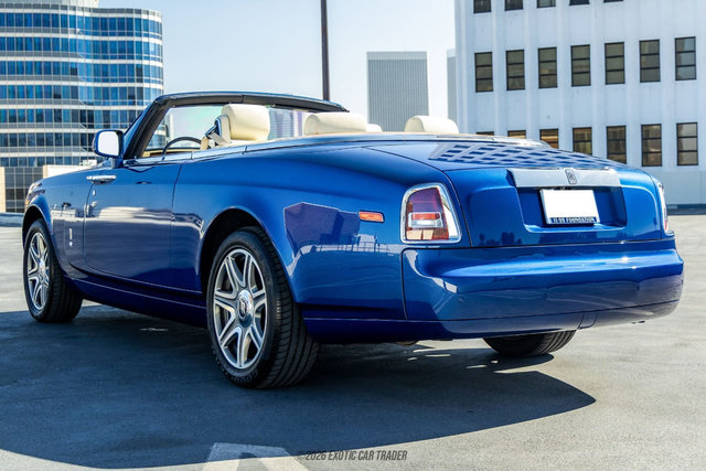 Used 2010 Rolls-Royce Phantom Drophead Coupe RWD image 6